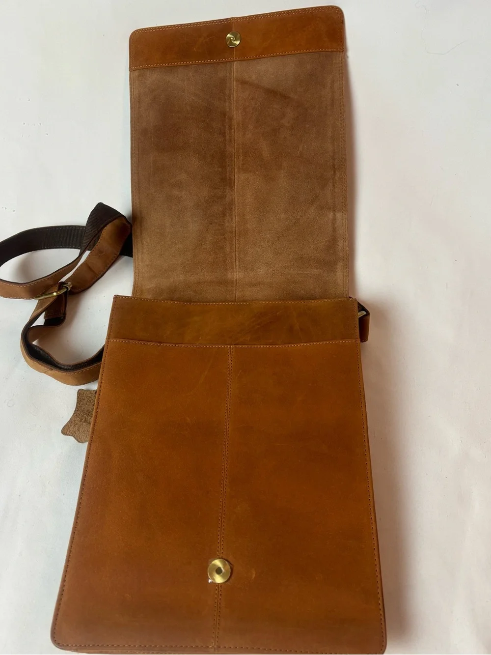 NWOT LEABAGS London Leather Messenger Shoulder Laptop Bag Unisex Brown